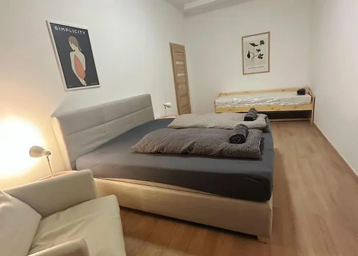 5 Betten Montuerwhonung Mit Waschmaschine