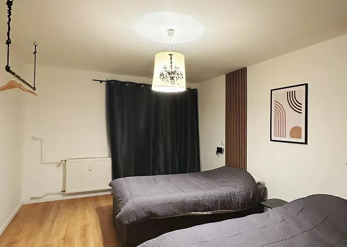 5 Betten Montuerwhonung Mit Waschmaschine Appartement